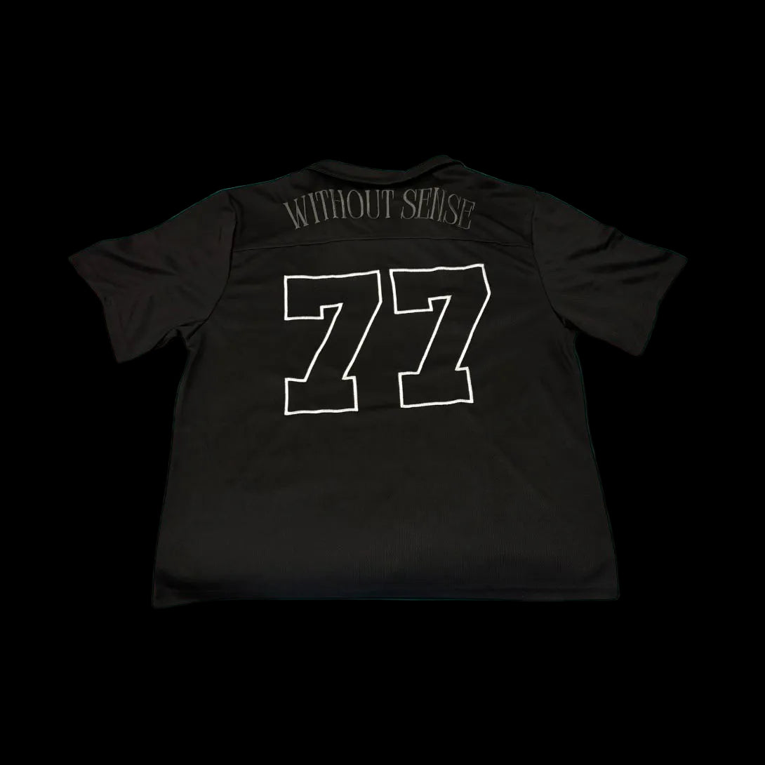 7️⃣7️⃣ POLO-TEE